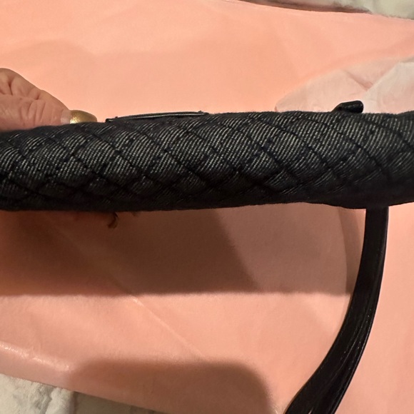 Vera Bradley Black denim and leather Quilted Wristlet/wallet NWOT - Picture 4 of 8